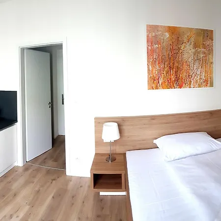 Apartment Downtown Belohorska