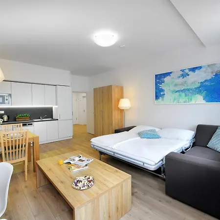 Apartment Downtown Belohorska *