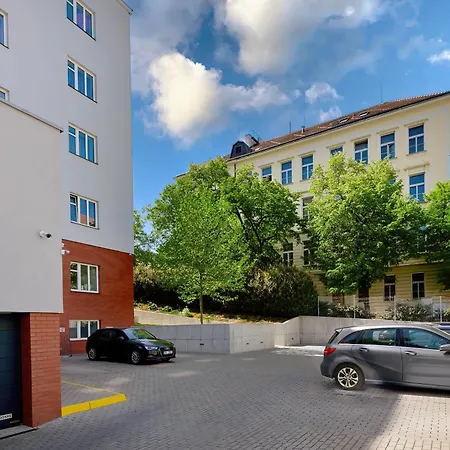 Downtown Belohorska Apartment Prague